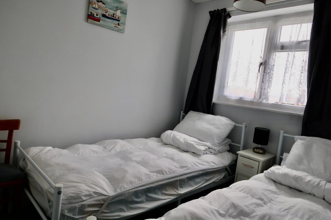 Charming Spacious 3-Bedroom Beach Holiday House, Norfolk Hemsby Exteriör bild